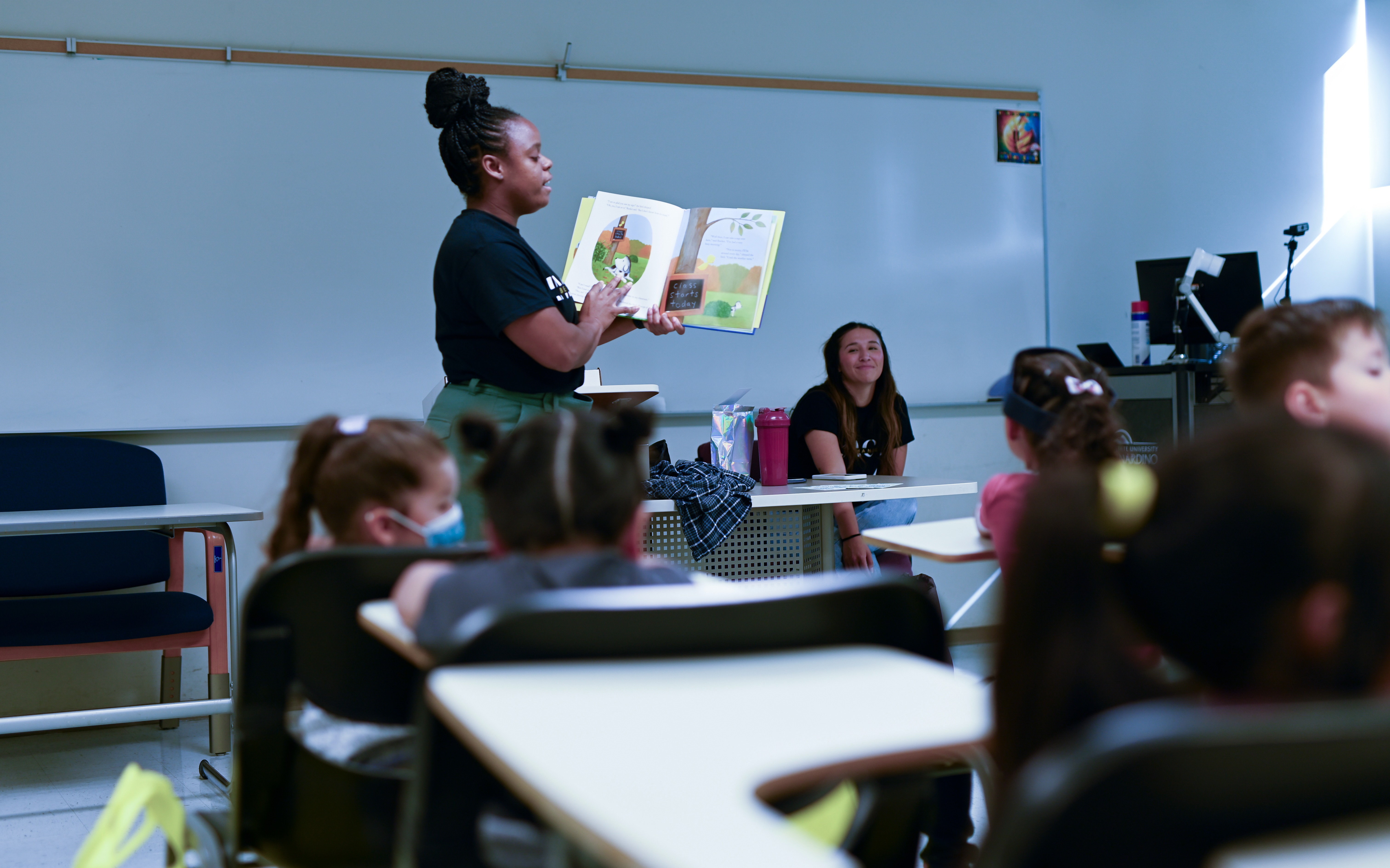 Joyful Reading at School and at Home: A Storybook Reading Routine