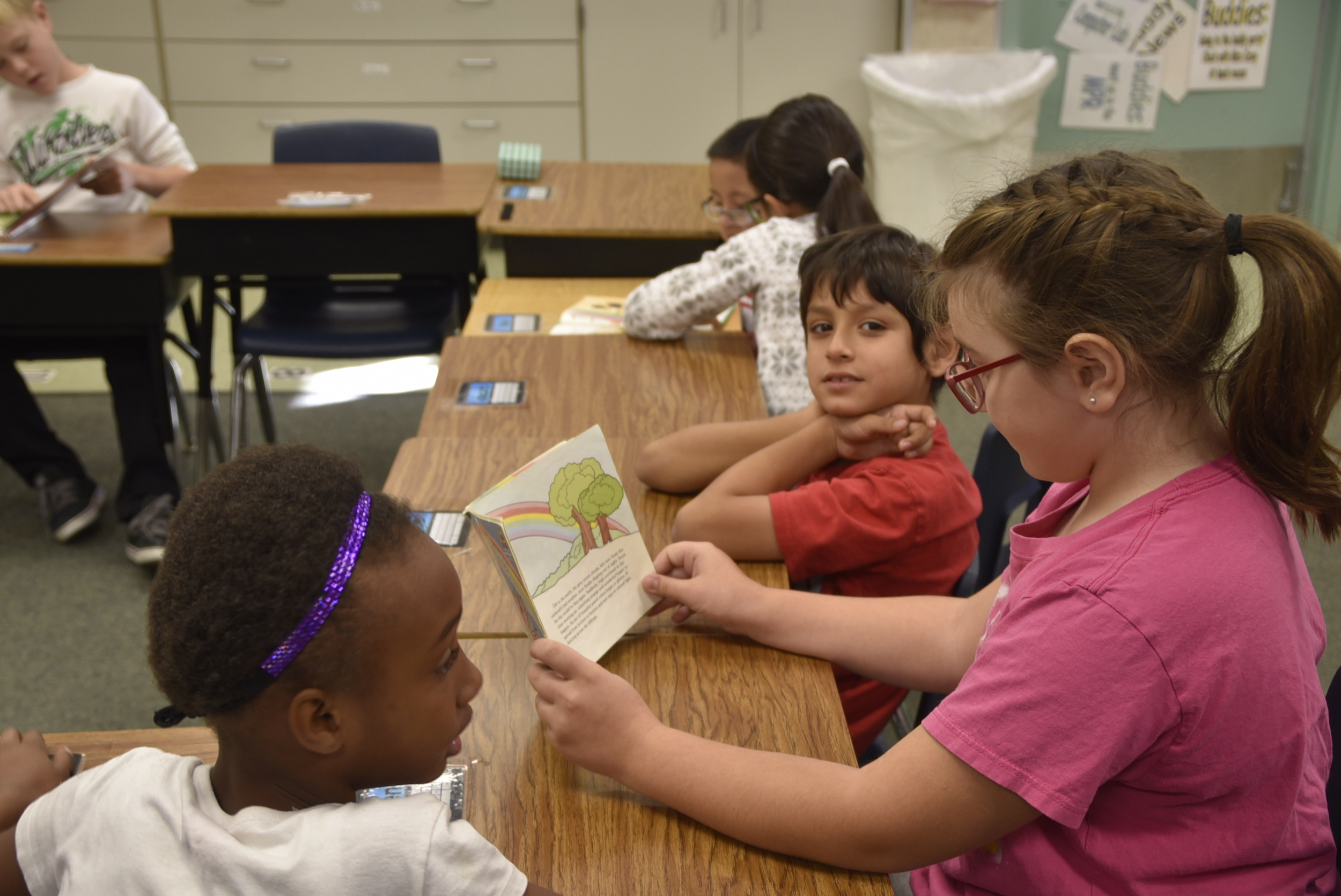 Shining Stars - 2nd and 3rd Graders Learn to Read